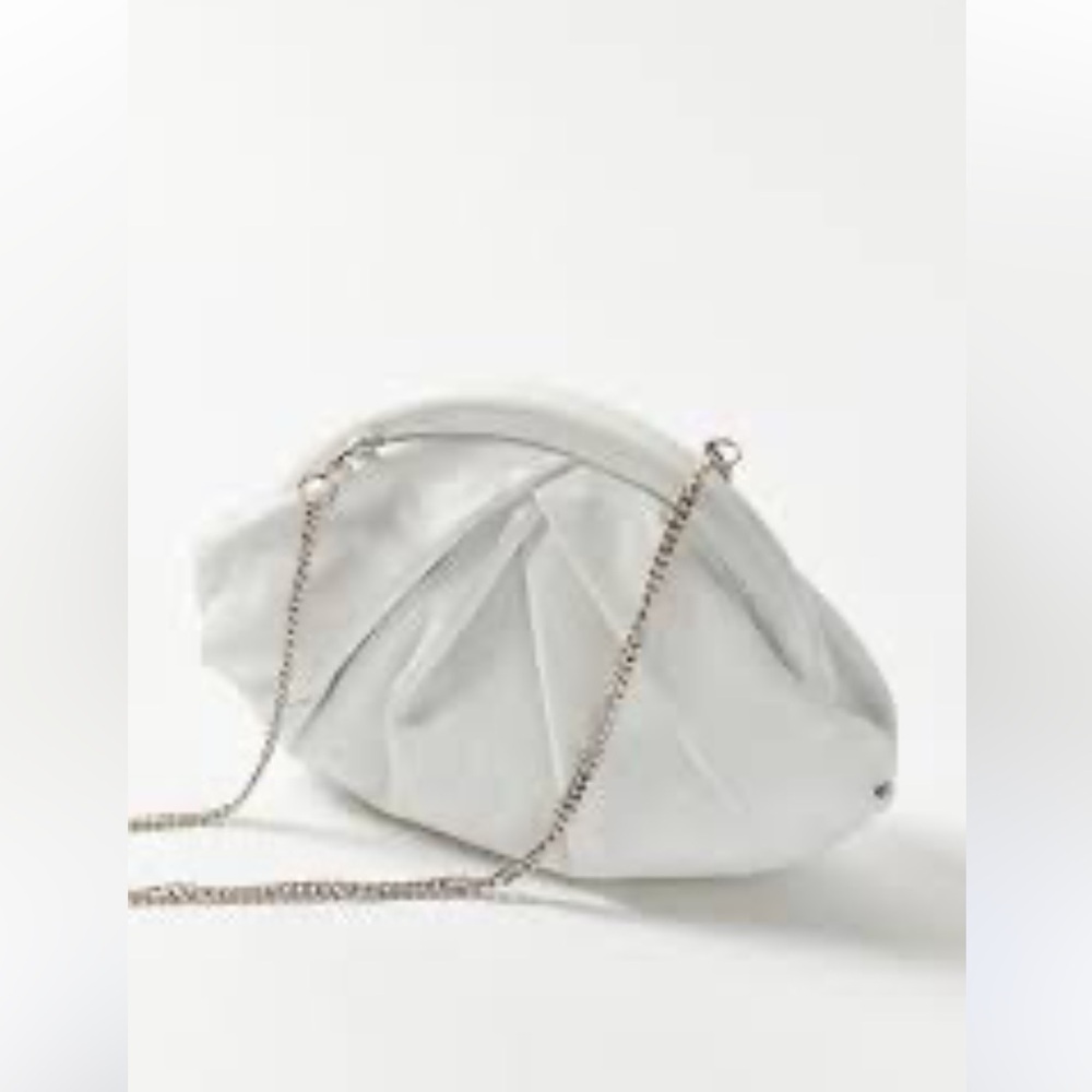 Nunoo Saki smooth leather handbag Elegant White Clutch Bag